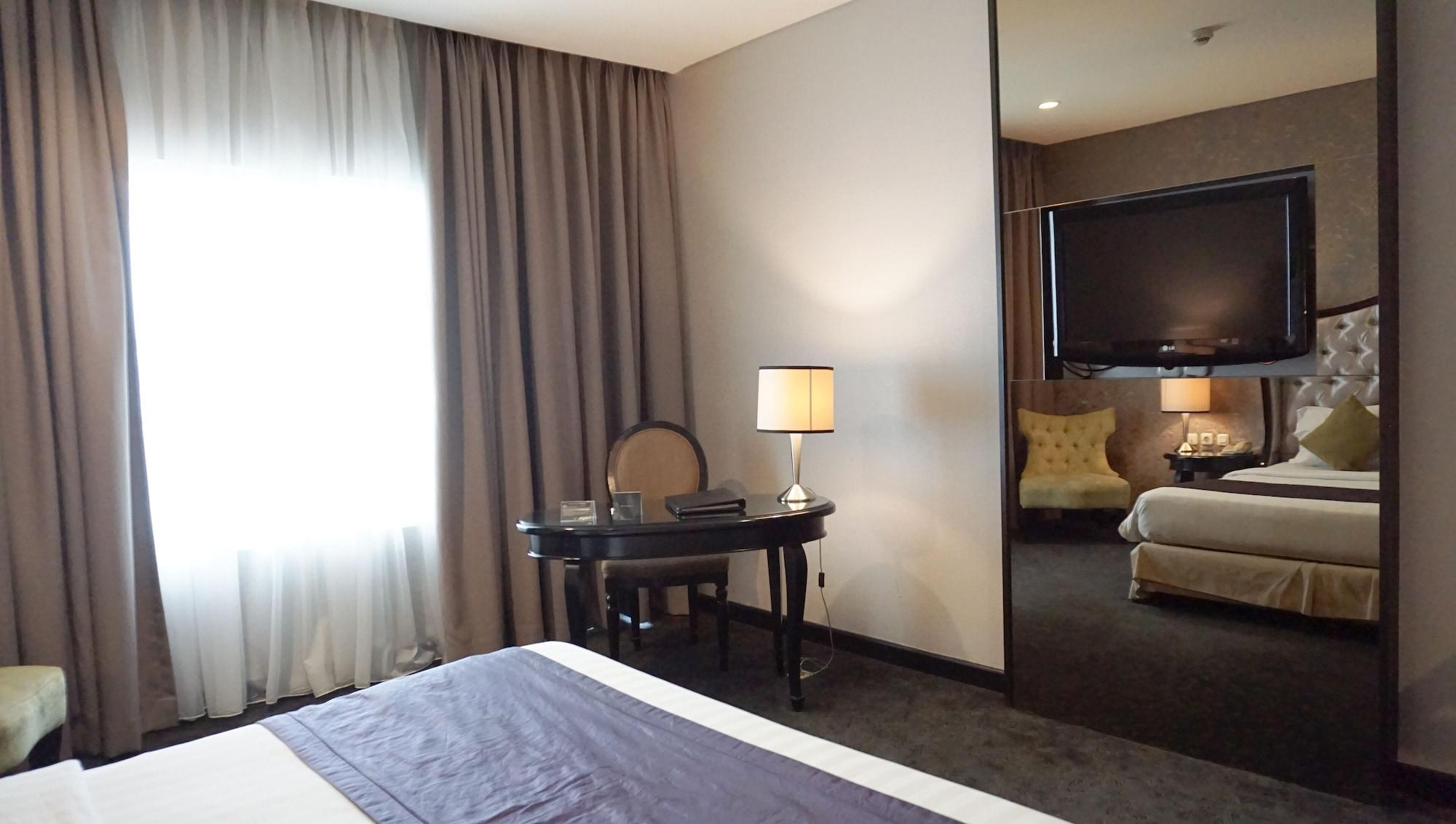 The Mirah Hotel Bogor Extérieur photo