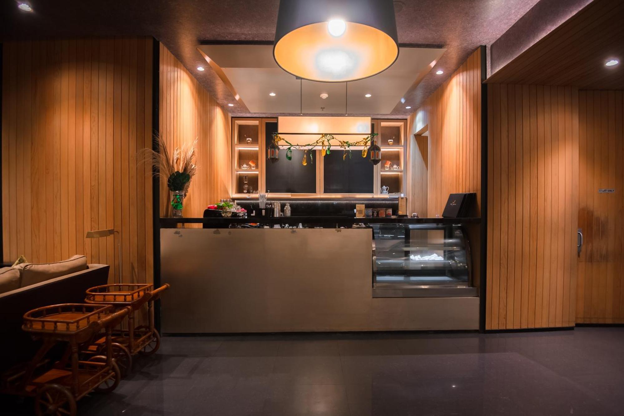 The Mirah Hotel Bogor Extérieur photo