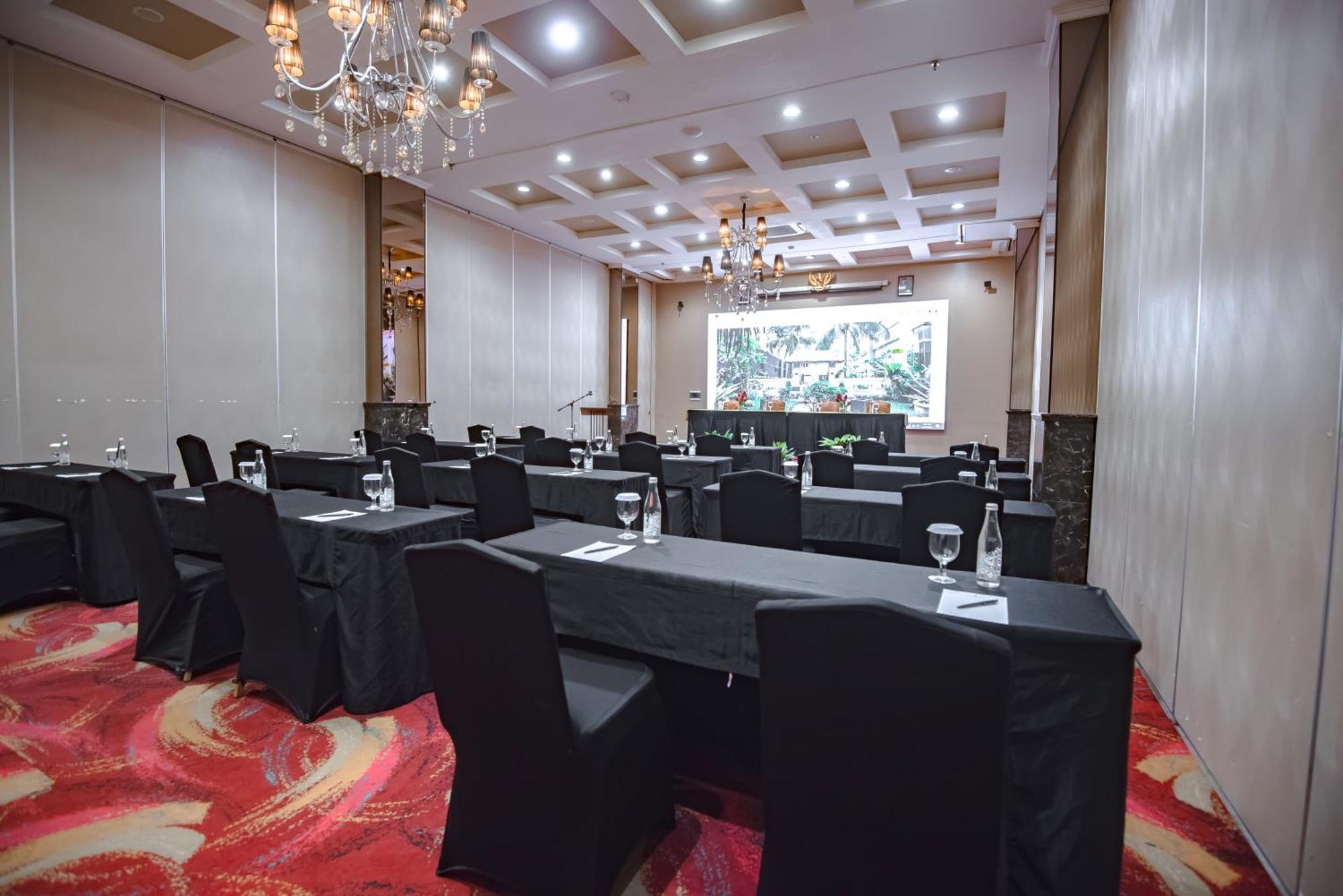 The Mirah Hotel Bogor Extérieur photo