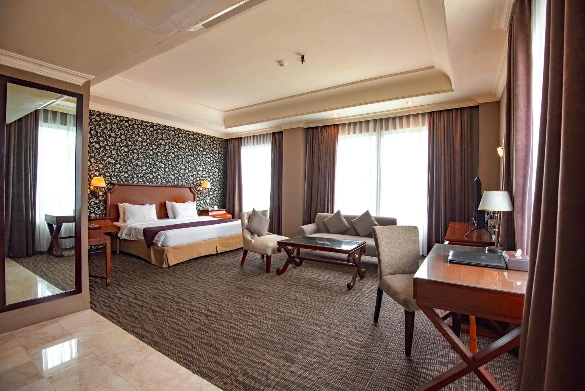 The Mirah Hotel Bogor Extérieur photo